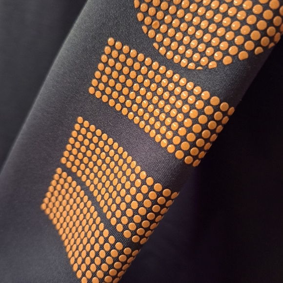 Nike Dri-Fit Half Zip Long Sleeve - Picture 5 of 5